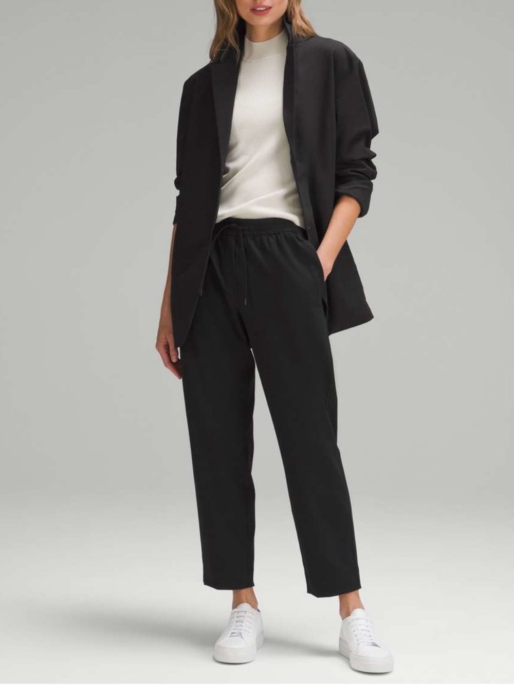 Lululemon Tapered-Leg Mid-Rise Pant 7/8 Length Large Black